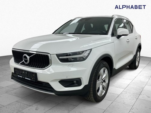 VOLVO XC40 Momentum Pro 2WD